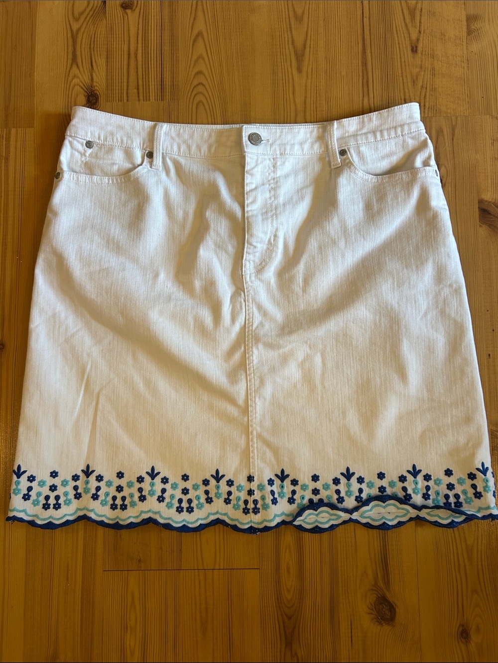 Talbots White Denim Mini Skirt with Blue & Teal Embroidered Hem